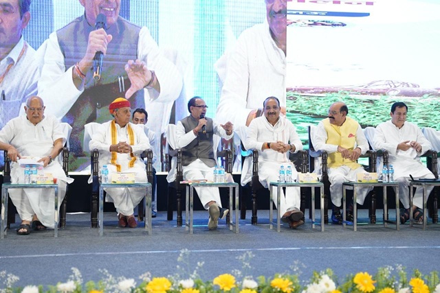 'Javid Dar attends North Zone Agriculture Ministers Conference'